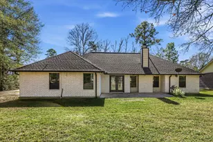 147 E Mosley Ln, Huntsville, TX 77340 - Photo 22