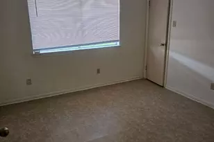 24606 Green Moss Dr, Houston, TX 77336 - Photo 8