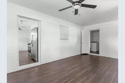 147 9th Street W, Bay City, TX 77456 - Photo 4