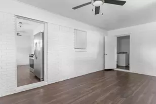 147 9th Street W, Bay City, TX 77456 - Photo 4