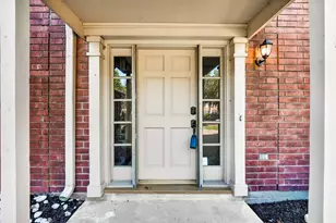 128 Bayou Bend Dr, League City, TX 77573 - Photo 2