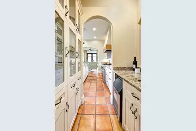 16 Lana Lane #B, Houston, TX 77027 - Photo 12