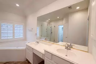 11502 Havard Oaks Dr, Houston, TX 77095 - Photo 20