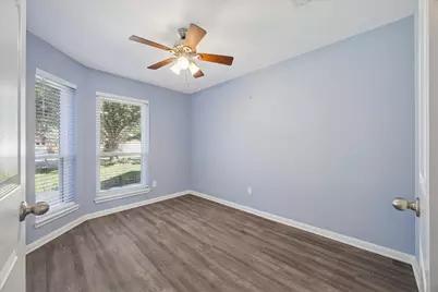 3438 N Peach Hollow Circle, Pearland, TX 77584 - Photo 6