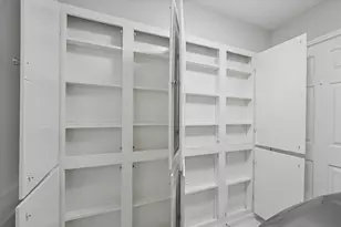 3438 N Peach Hollow Cir, Pearland, TX 77584 - Photo 20