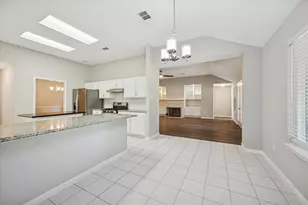 3438 N Peach Hollow Cir, Pearland, TX 77584 - Photo 14