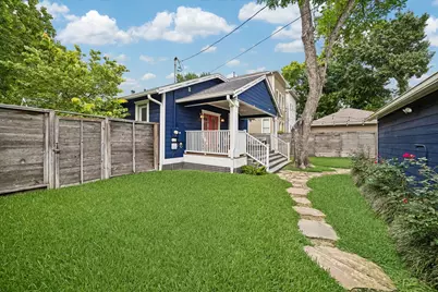 200 E 26th Street, Houston, TX 77008 - Photo 30
