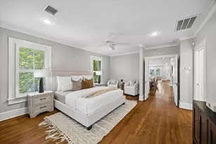 200 E 26th St, Houston, TX 77008 - Photo 16