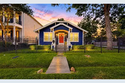 200 E 26th Street, Houston, TX 77008 - Photo 2