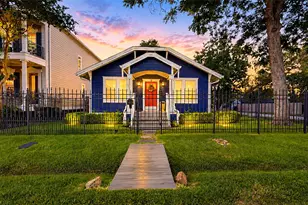 200 E 26th St, Houston, TX 77008 - Photo 2