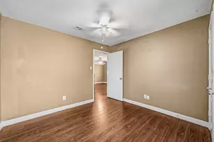 11510 Pagoda Dr, Houston, TX 77477 - Photo 16