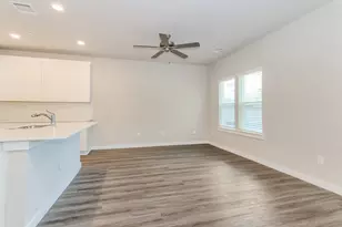 18306 W Centro Cir, Shenandoah, TX 77385 - Photo 6