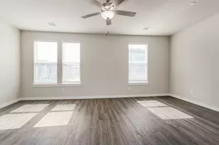 18306 W Centro Cir, Shenandoah, TX 77385 - Photo 10
