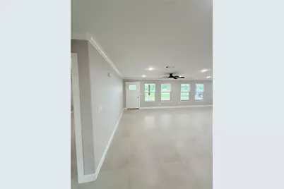 301 E San Bernard St, Brazoria, TX 77422 - Photo 10