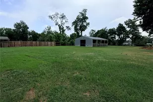 301 E San Bernard St, Brazoria, TX 77422 - Photo 6