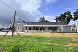 301 E San Bernard St, Brazoria, TX 77422 - Photo 2