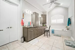 8866 Taylors Ct, Montgomery, TX 77316 - Photo 12