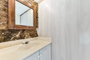 68 Chervil Common, Lake Jackson, TX 77566 - Photo 18