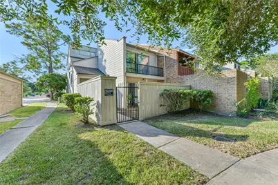 68 Chervil Common, Lake Jackson, TX 77566 - Photo 2