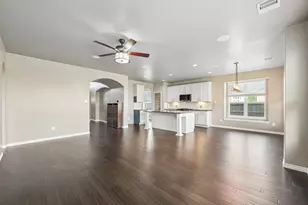5172 Arbor Cove Ct, Alvin, TX 77511 - Photo 10