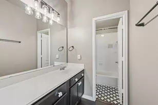 5172 Arbor Cove Ct, Alvin, TX 77511 - Photo 34