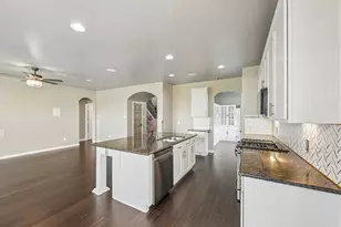 5172 Arbor Cove Ct, Alvin, TX 77511 - Photo 16