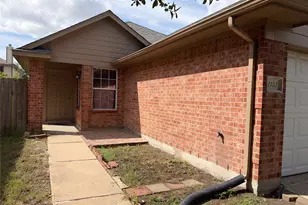 2755 Star Peak Dr, Houston, TX 77088 - Photo 2