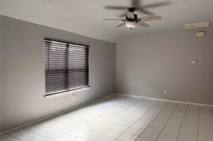 2755 Star Peak Dr, Houston, TX 77088 - Photo 6