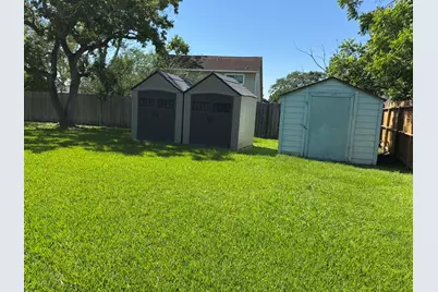 5614 Country Green Street, League City, TX 77573 - Photo 30