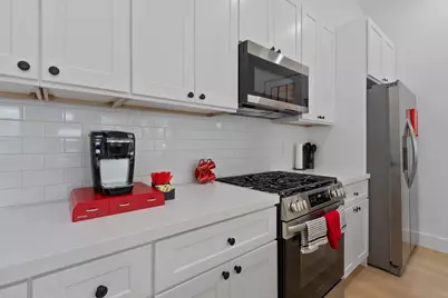 4657 Phlox Street #B, Houston, TX 77051 - Photo 6