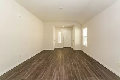 5530 Plantation Forest Drive, Katy, TX 77449 - Photo 8