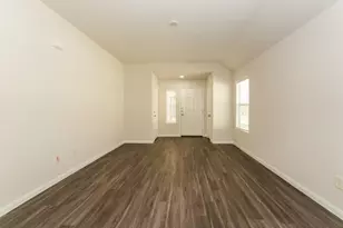 5530 Plantation Forest Dr, Katy, TX 77449 - Photo 8