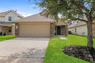 5530 Plantation Forest Dr, Katy, TX 77449 - Photo 2