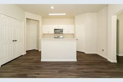 5530 Plantation Forest Drive, Katy, TX 77449 - Photo 6