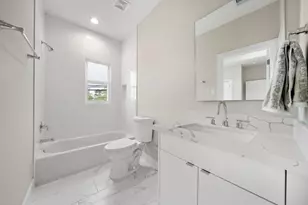 8670 Easthaven Blvd, Houston, TX 77075 - Photo 8