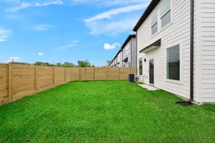 8670 Easthaven Blvd, Houston, TX 77075 - Photo 36