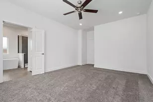 906 Golden Willow Ln, Conroe, TX 77304 - Photo 18