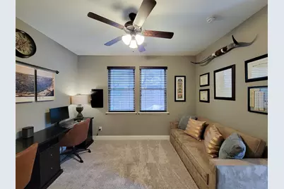 925 W 19th Street #A, Houston, TX 77008 - Photo 6