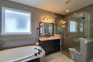 925 W 19th St, Houston, TX 77008 - Photo 26