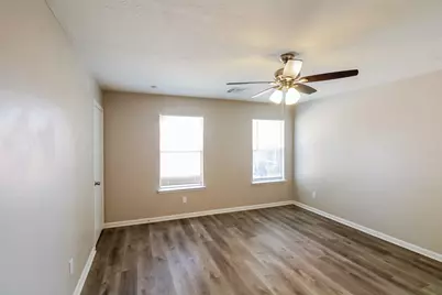 2910 Fawn Court, Missouri City, TX 77489 - Photo 12