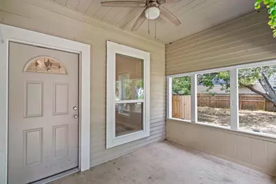 311 7th Avenue N, Texas City, TX 77590 - Photo 8