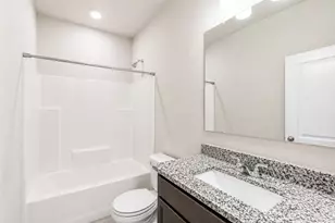104 Laurel Oak Dr, Huntsville, TX 77320 - Photo 16