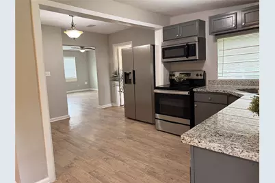 5222 Northridge Drive, Houston, TX 77033 - Photo 6