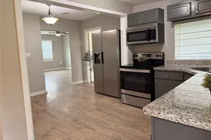5222 Northridge Dr, Houston, TX 77033 - Photo 6