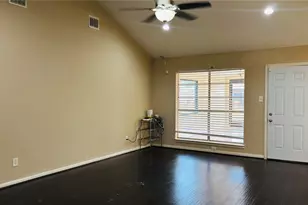 11407 Hazen St, Houston, TX 77072 - Photo 16
