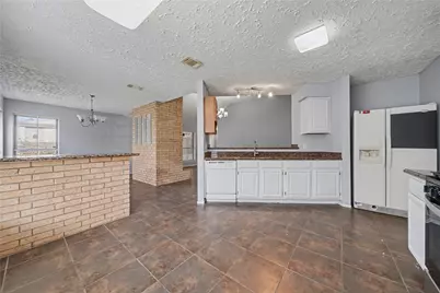 319 Richvale Lane, Houston, TX 77598 - Photo 12