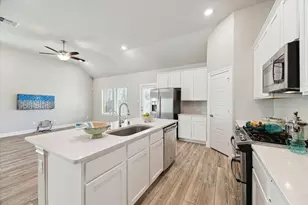 17108 Coneflower Pl, Conroe, TX 77385 - Photo 4