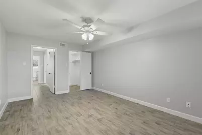 13010 Trail Hollow Drive #3010, Houston, TX 77079 - Photo 30