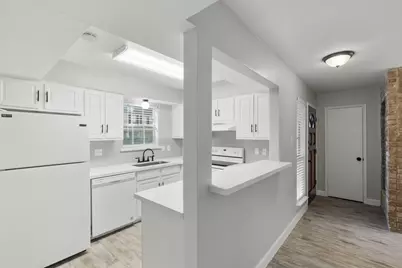 13010 Trail Hollow Drive #3010, Houston, TX 77079 - Photo 14