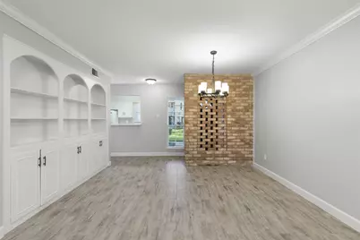 13010 Trail Hollow Drive #3010, Houston, TX 77079 - Photo 10